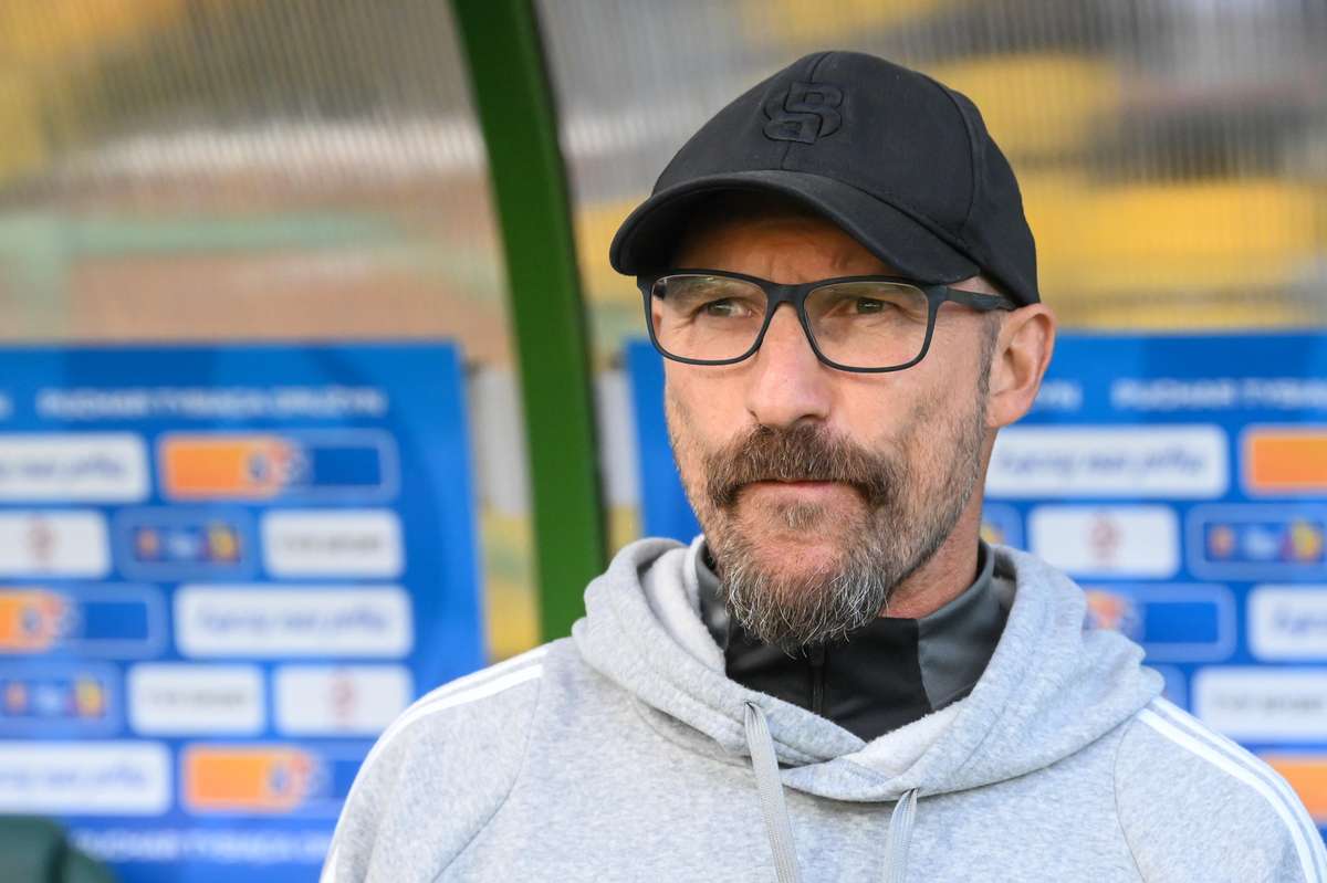 Maciej Stolarczyk больше не тренер Górnik ęczna