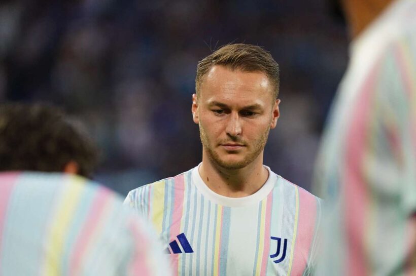 Изменения в представлении групповых конкурентов полюсов. Koopmeiners заменяет древесину