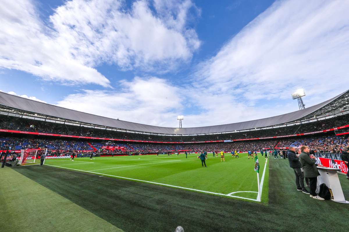 Очередное изменение времени матча «Фейеноорд» — «Панатинаикос». «Случай форс-мажора»