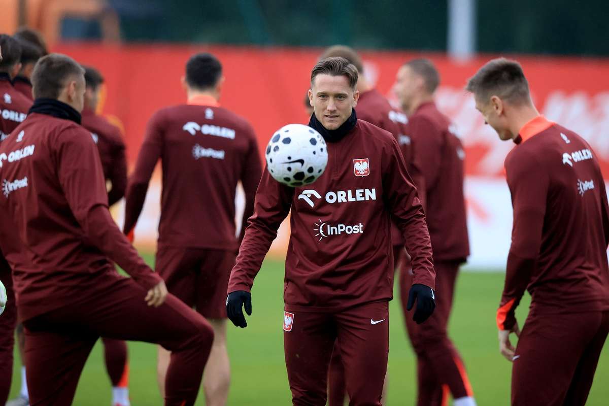 Первая командная тренировка в съемочной площадке, Slisz достиг Katowice в качестве последнего