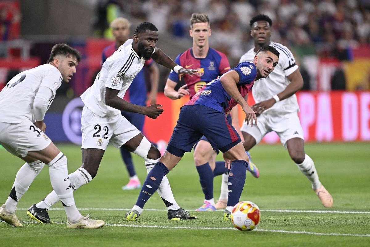 Воскресное Эль-Класико как матч «четверного реванша» за «Реал Мадрид»