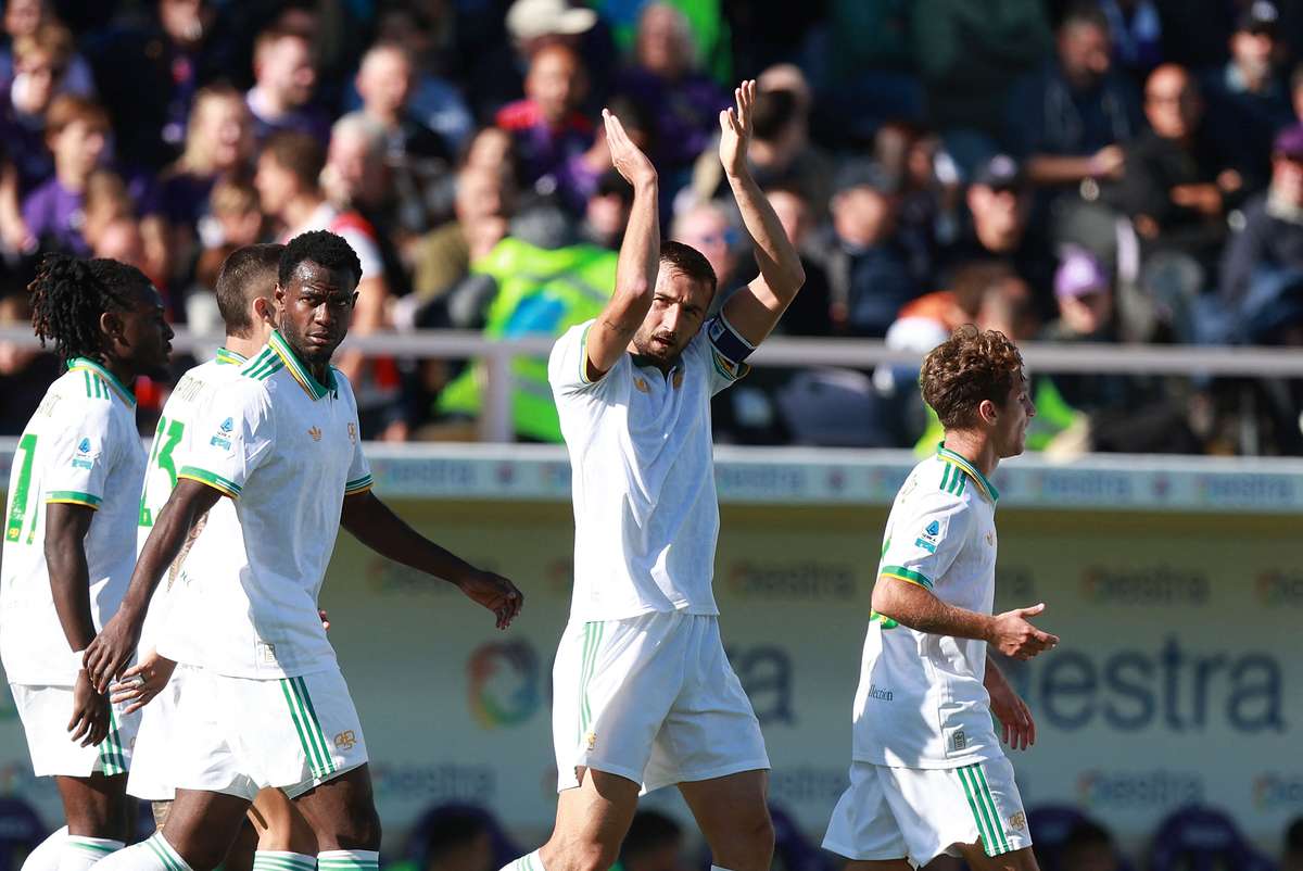 Болонья со Скорупски выбивает Пизу. Рома побеждает Фиорентину, еще один шанс Золковского