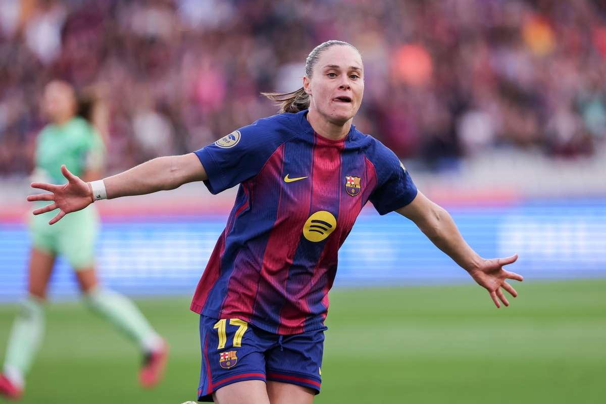 «Барселона» победила «Реал» в женском Эль-Класико. Выдающаяся Ева Пайор оформила дубль