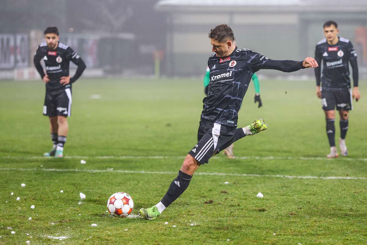 Драка в Висле Краков продолжается, и одна Полония против другой Полонии снова побеждает