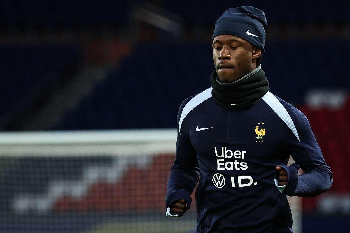 Чамавинга не сыграет против Азербайджана. Он возвращается в Мадрид из-за травмы