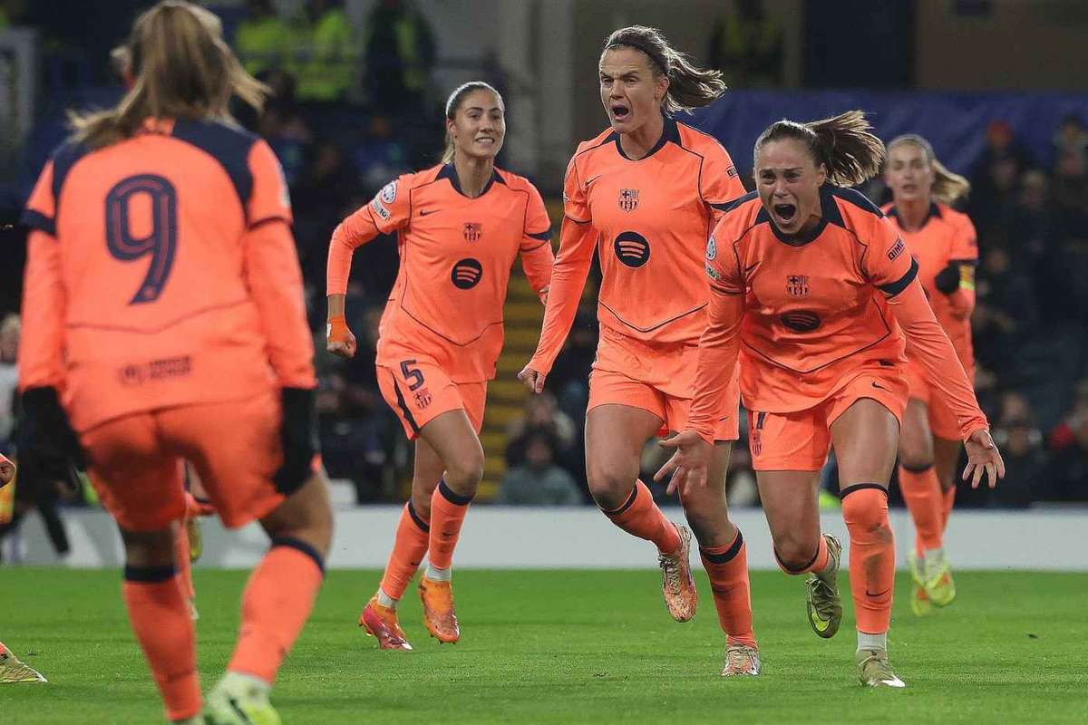 Пайора невозможно остановить. Поляк забил гол за «Барселону» в матче Лиги чемпионов против «Челси»