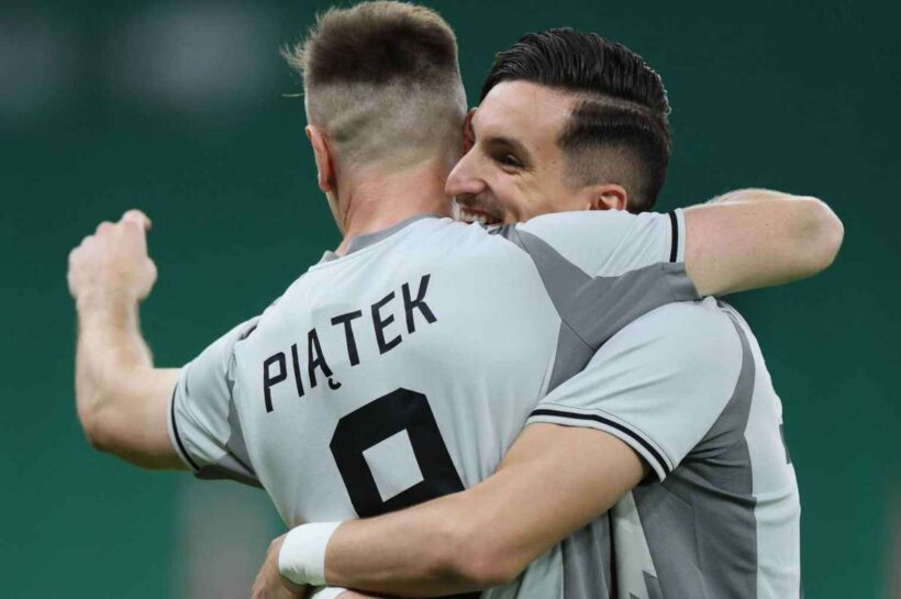 Двух передач Пёнтека не хватило, его катарский клуб неожиданно проигрывает дерби