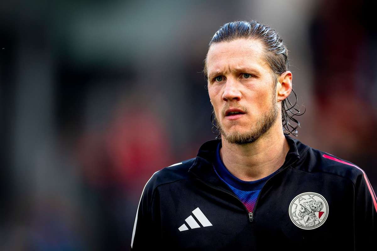 Воут Вегхорст покидает сборную Нидерландов перед ключевыми отборочными матчами против Польши и Литвы.