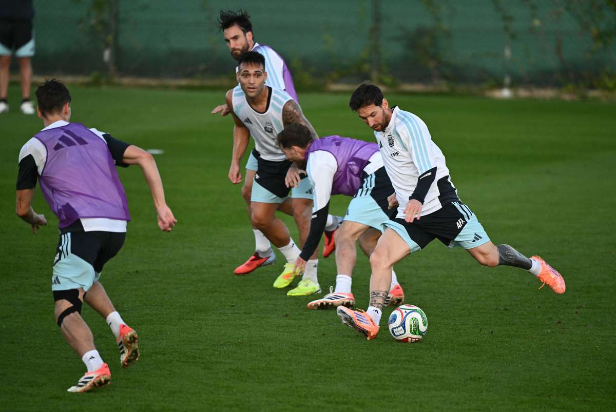 Месси сыграет в Анголе, чтобы отпраздновать 50-летие независимости страны