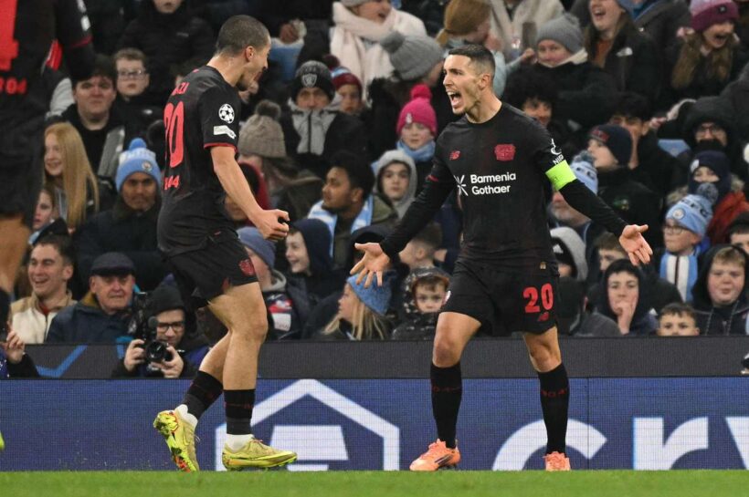 Кохальски отбил пенальти, но «Карабах» проиграл «Наполи». Неожиданное поражение «Манчестер Сити»