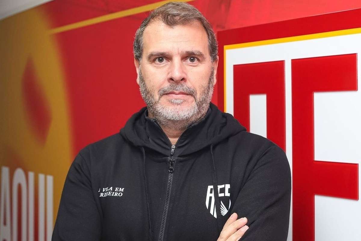 Официально: Жоау Энрикеш возглавил португальский клуб, и перед ним стоит (вероятно) невыполнимая миссия.