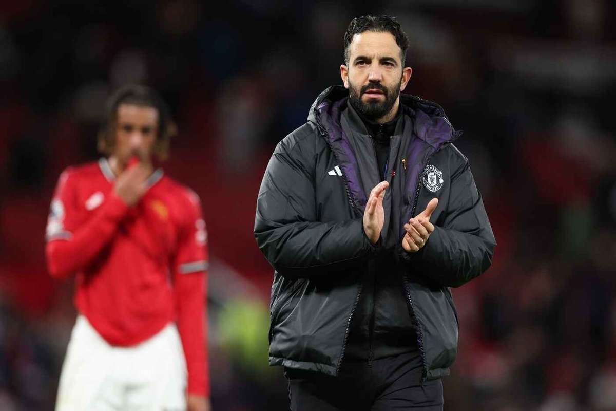 Кунья испытывал трудности, потому что его оскорбляли в социальных сетях, рассказал Аморим