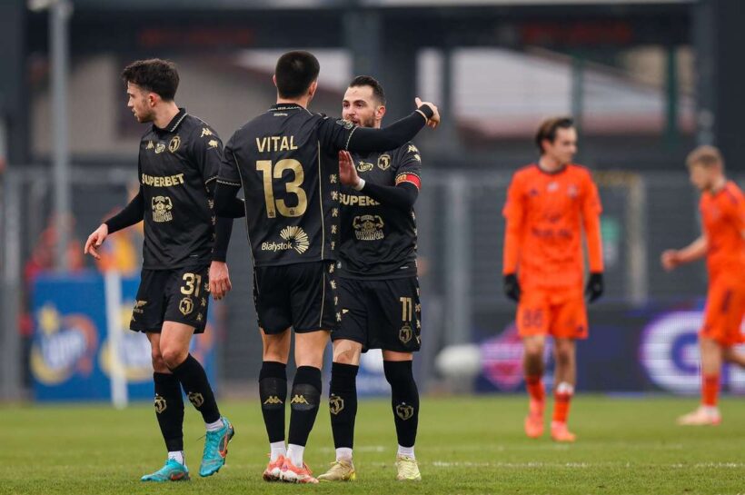 Три польских клуба хотят последовать их примеру, Легии пора проснуться в Конференц-лиге