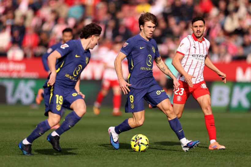 Гиганты Премьер-лиги интересуются Пабло Барриосом из Атлетико Мадрид