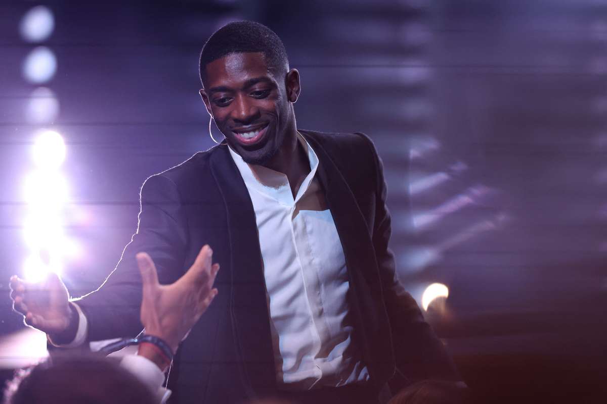 Дембеле – лучший игрок плебисцита ФИФА без польских наград