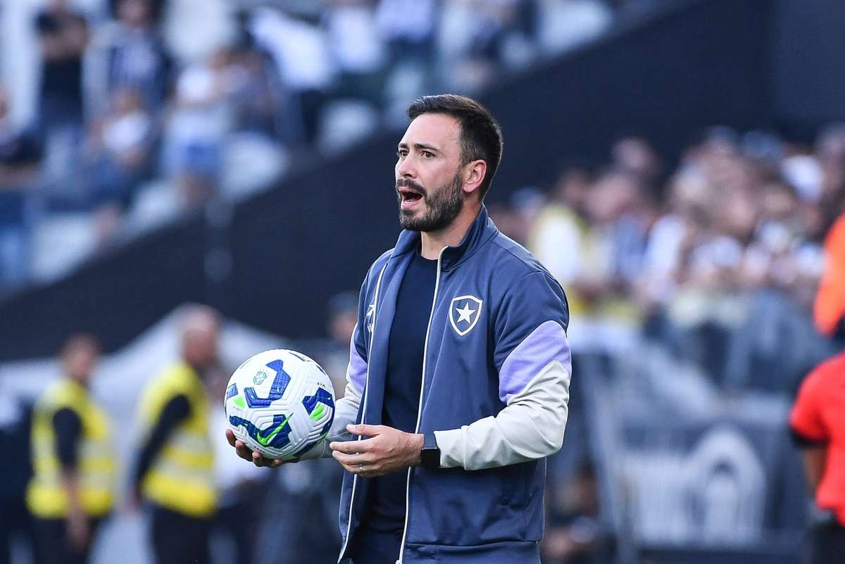 Анчелотти больше не является тренером «Ботафого». Причиной ухода стал конфликт при подборе сотрудника