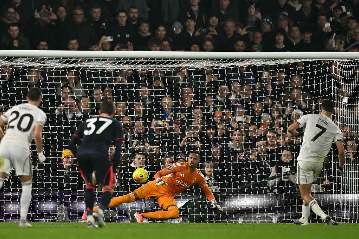 «Фулхэм» снова взял верх над «Ноттингемом», гол Химнеса принес три очка