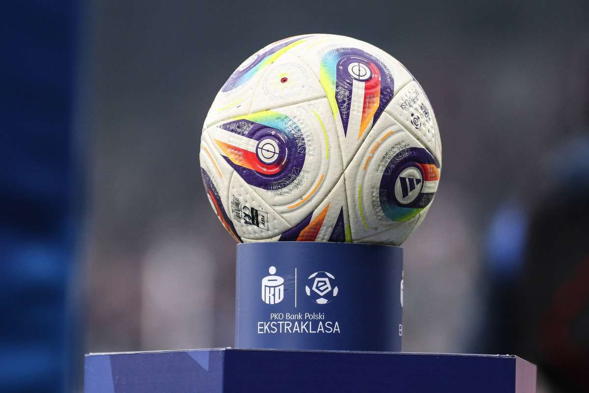 В этом столетии таблица Экстракласы уже не была такой ровной после 18 туров.