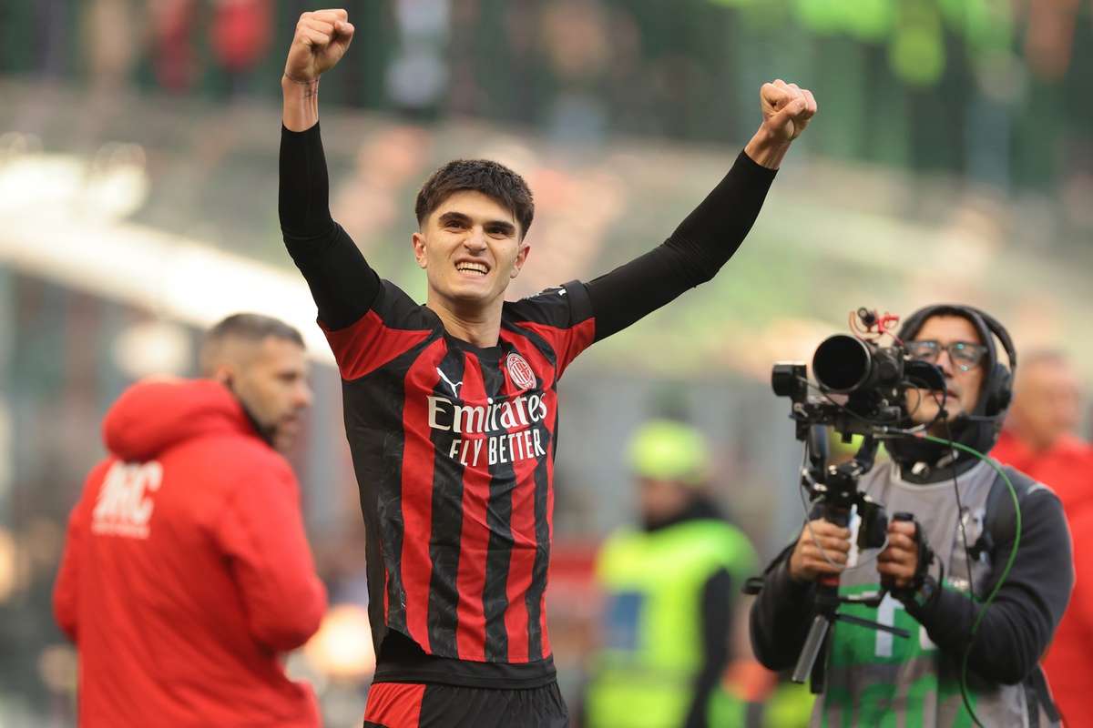 19-летний Бартесаги намекнул на Мальдини, но его радость была испорчена промахом россонери.