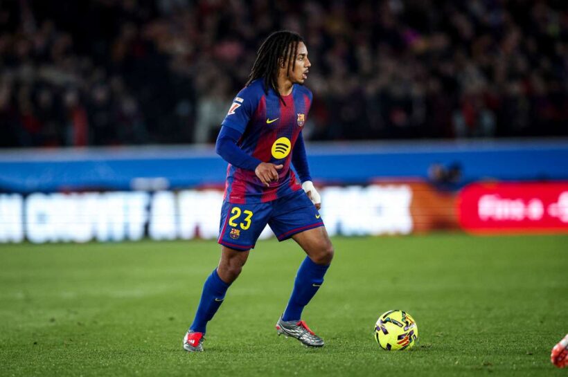 Кунде вошел в историю в «Барселоне». He is the third Frenchman with the most matches