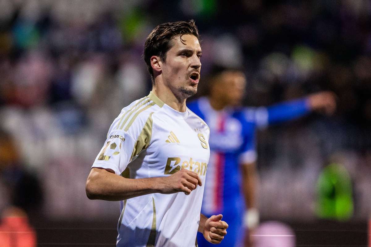 Сможет ли Гурник приобрести еще одного чешского полузащитника? На этот раз со Спартой Прага!