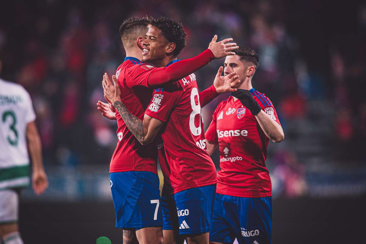 Обе команды выиграли Кубок Польши. Кто окажется лучше в матче чемпионата между Раковом и ГКС?