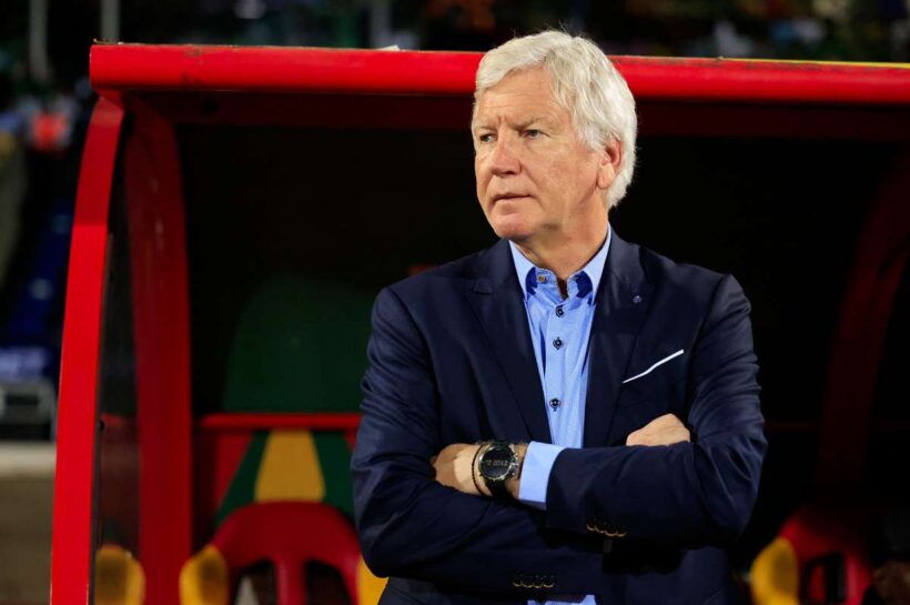 Камерун увольняет тренера за три недели до начала Кубка африканских наций