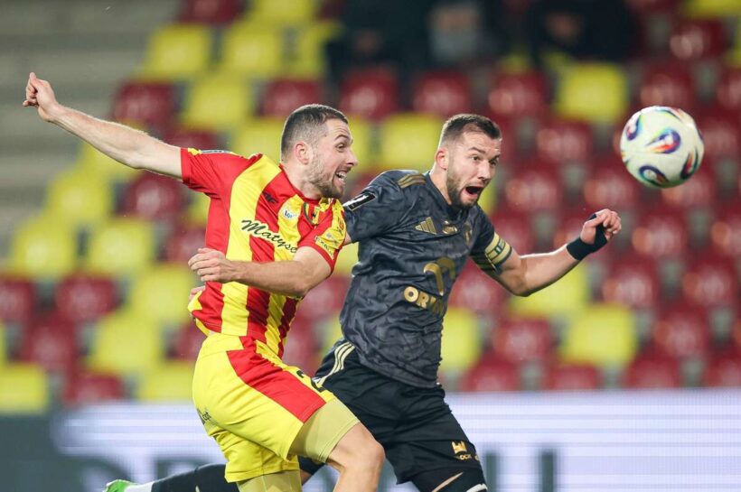 Висла Плоцк побеждает в конце, но занимает лидирующую позицию