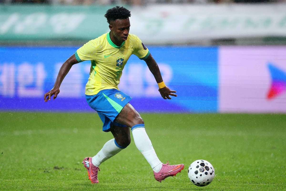 Анчелотти: Винисиус должен быть полностью готов к тому, чтобы попасть в сборную Бразилии на чемпионат мира