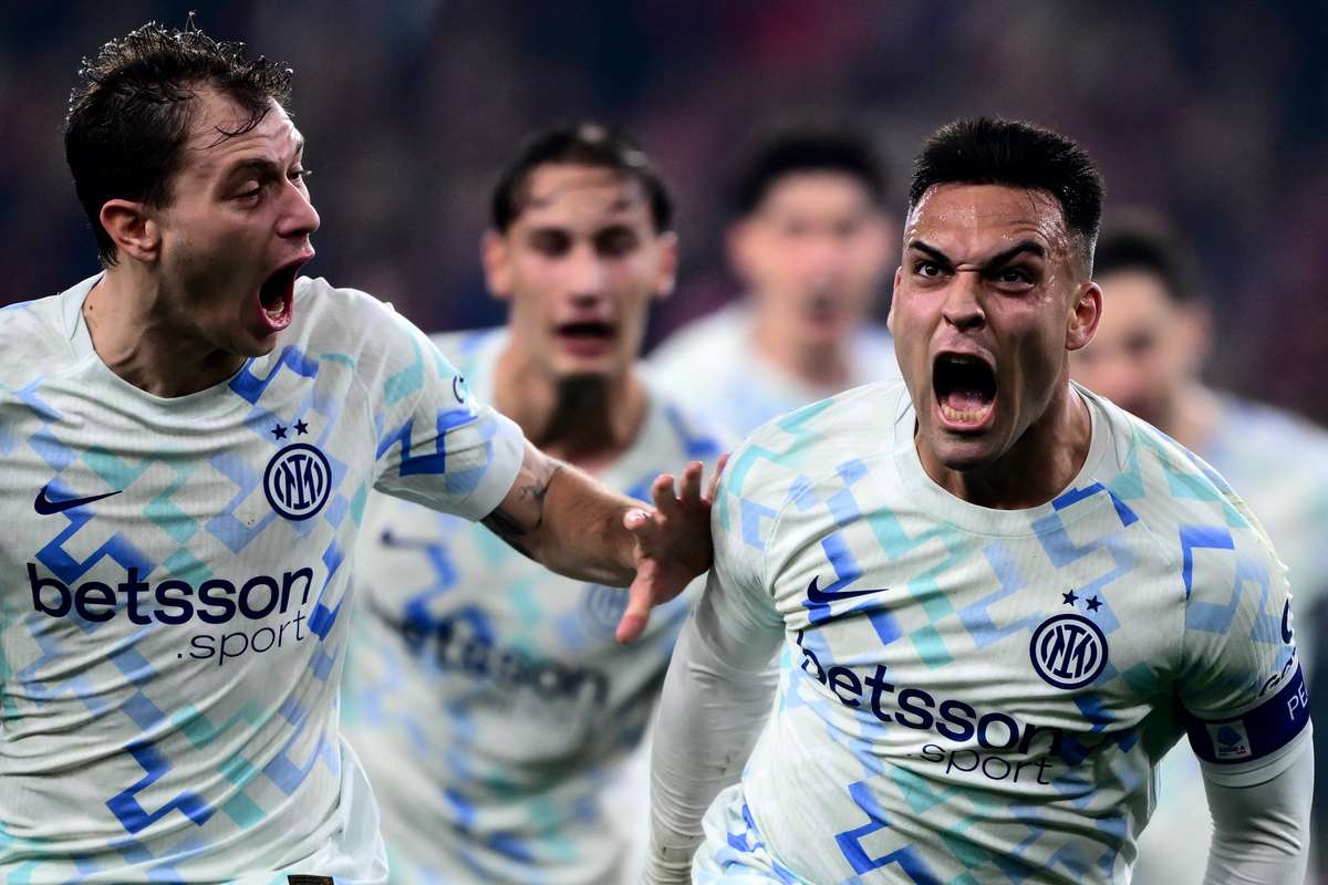 «Интер» разгромил «Дженоа» и вернулся в лидеры Серии А, хорошая игра Зелински