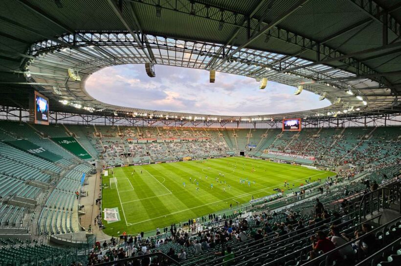 Иваньски не возглавит «Слёнск Вроцлав». Мировой судья отказался из-за «отсутствия финансовых гарантий».