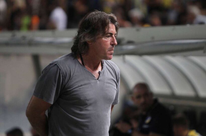 Бывший тренер «Легии» Рикарду Са Пинту укрылся в посольстве Португалии в Тегеране.