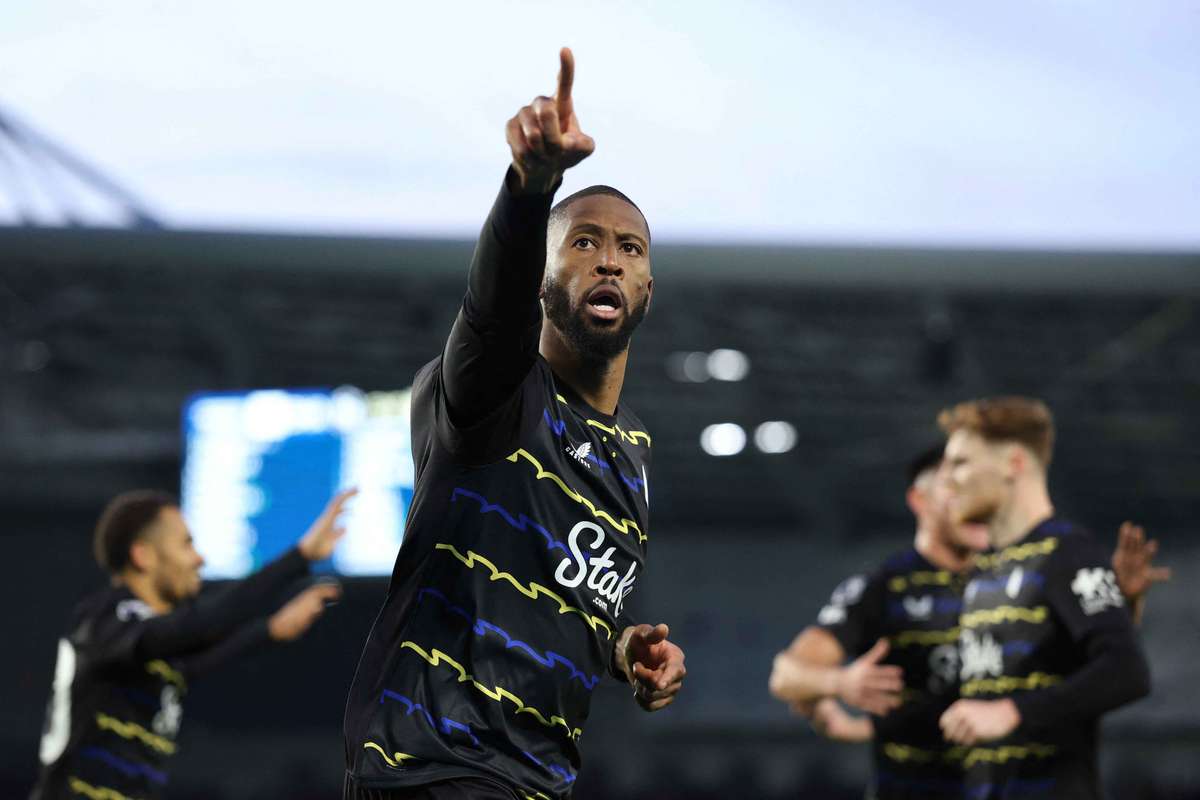 Бето спас Эвертон от ничьей в добавленное время против Брайтона