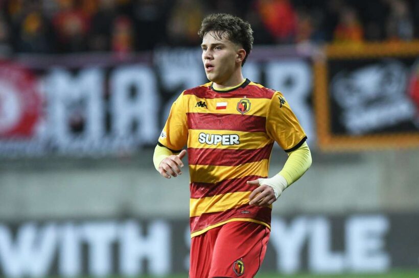 Манише за ПАП: Оскар Пьетушевски начнет играть за «Порту» в качестве резервной команды