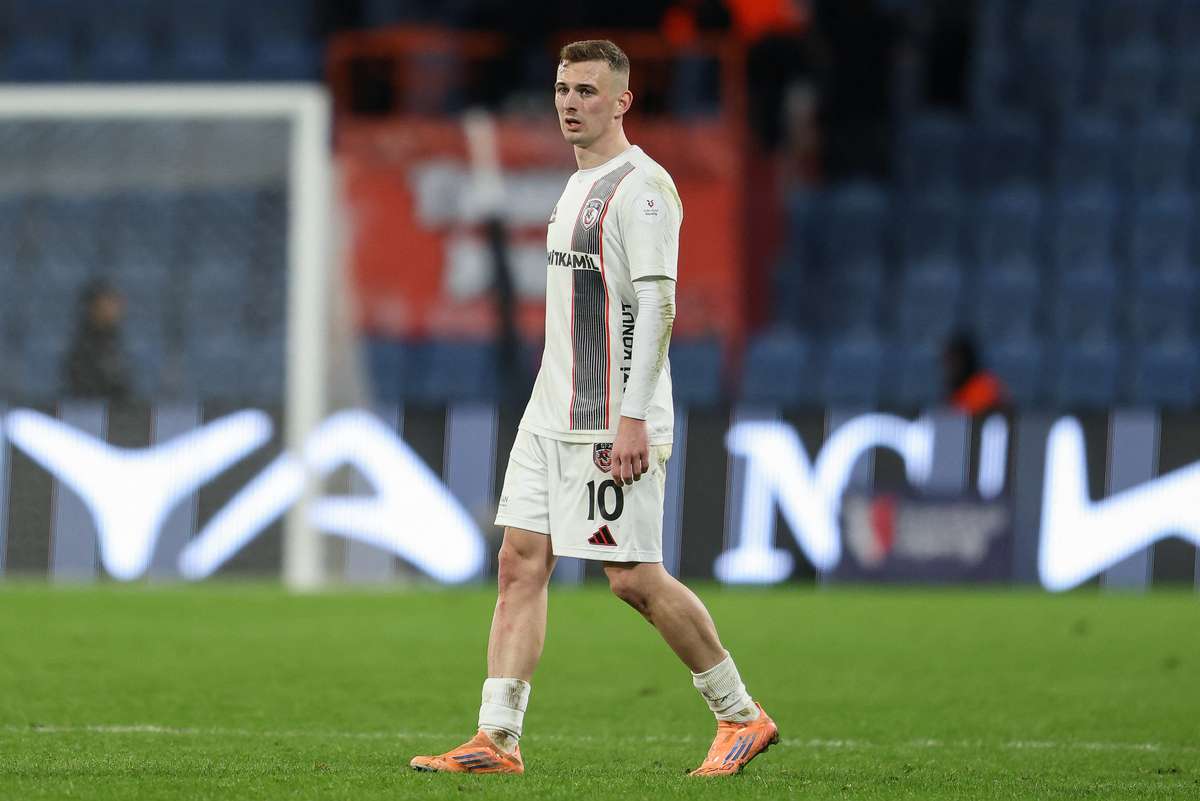 Не повезло Кацперу Козловски. Поляк сломал руку во время спарринга с ФК Газиантеп.