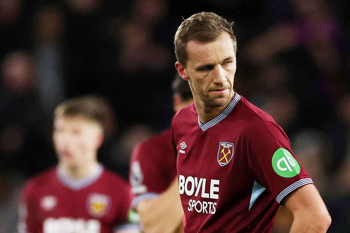 Соучек после победного пенальти Фореста: «Это шутка, это больше похоже на баскетбол»