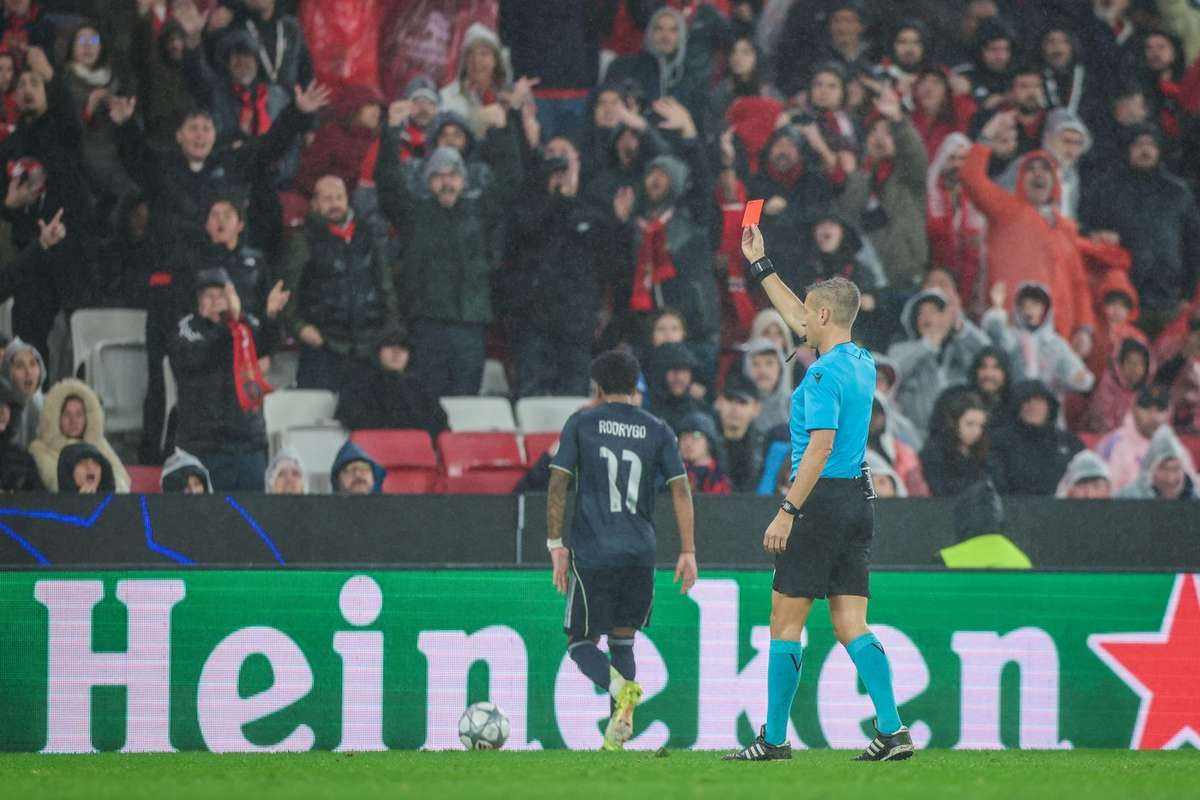 «Бенфика» и «Реал» оштрафованы на 40 тысяч евро каждая, а «Реал» также потеряет Родриго за оскорбление арбитра