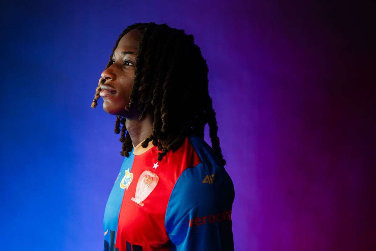 Официально: Иван Лима покидает «Бенфику» и подписывает контракт с «Пястом Гливице»